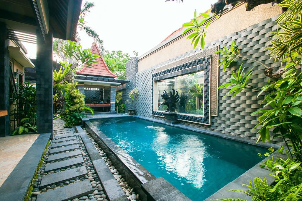 Taman Sari Bali Villas Kerobokan Exterior photo