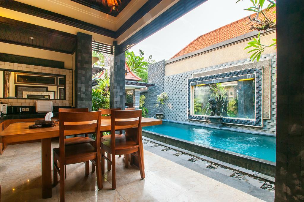 Taman Sari Bali Villas Kerobokan Exterior photo